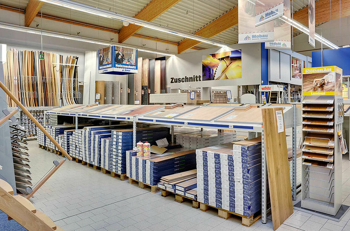 pallet racking system for DIY stores